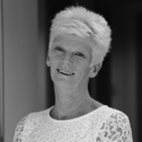 Julie Calcott profile image